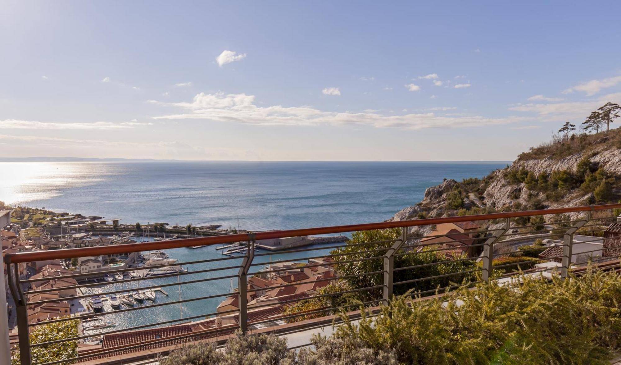 Portopiccolo Avolare Apartments In Panoramic Terrasses - Beach Included Sistiana Zewnętrze zdjęcie