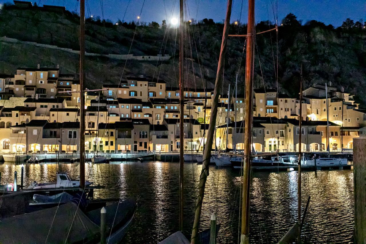 Portopiccolo Avolare Apartments In Panoramic Terrasses - Beach Included Sistiana Zewnętrze zdjęcie